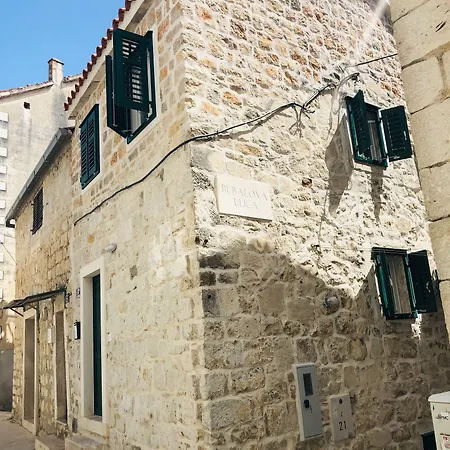 Peasant's Palace Guest house 3*