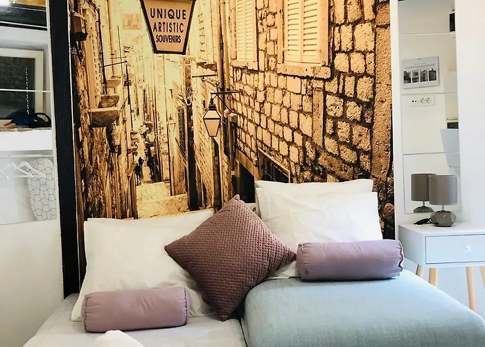 Peasant's Palace Guest house