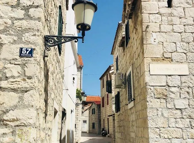 Peasant's Palace Guest house 3*